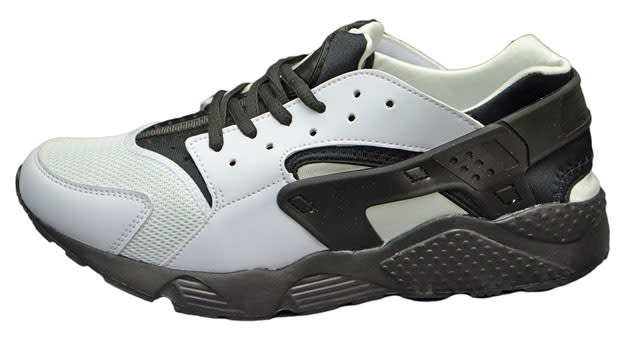 Hyper punch cheap huarache footlocker